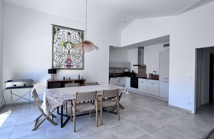 AVP IMMO   T3 DE 88 M2 AVEC TERRASSE DE 35 M2 À 2 MINUTES À PIED DE LA PLAGE DES LECQUES — photo 5