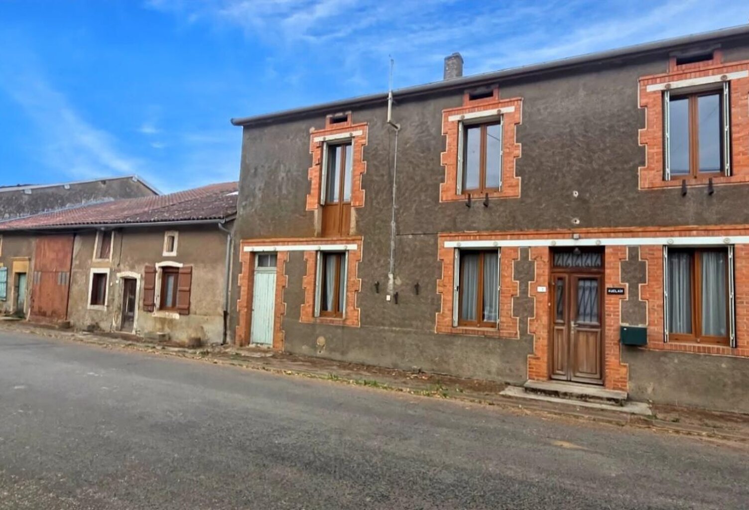 🏡 À VENDRE À LOISON (55230) – PROCHE FRONTIÈRE LUXEMBOURGEOISE  3 MAISONS – JARDINS – TERRAIN À BÂTIR – 165 000 € ! — photo 1