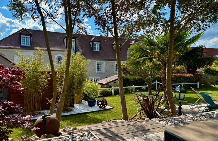 À VENDRE   PROPRIÉTÉ DE CARACTÈRE AVEC PISCINE AUX PORTES DE SENLIS - CHANTILLY (Oise) — photo 2