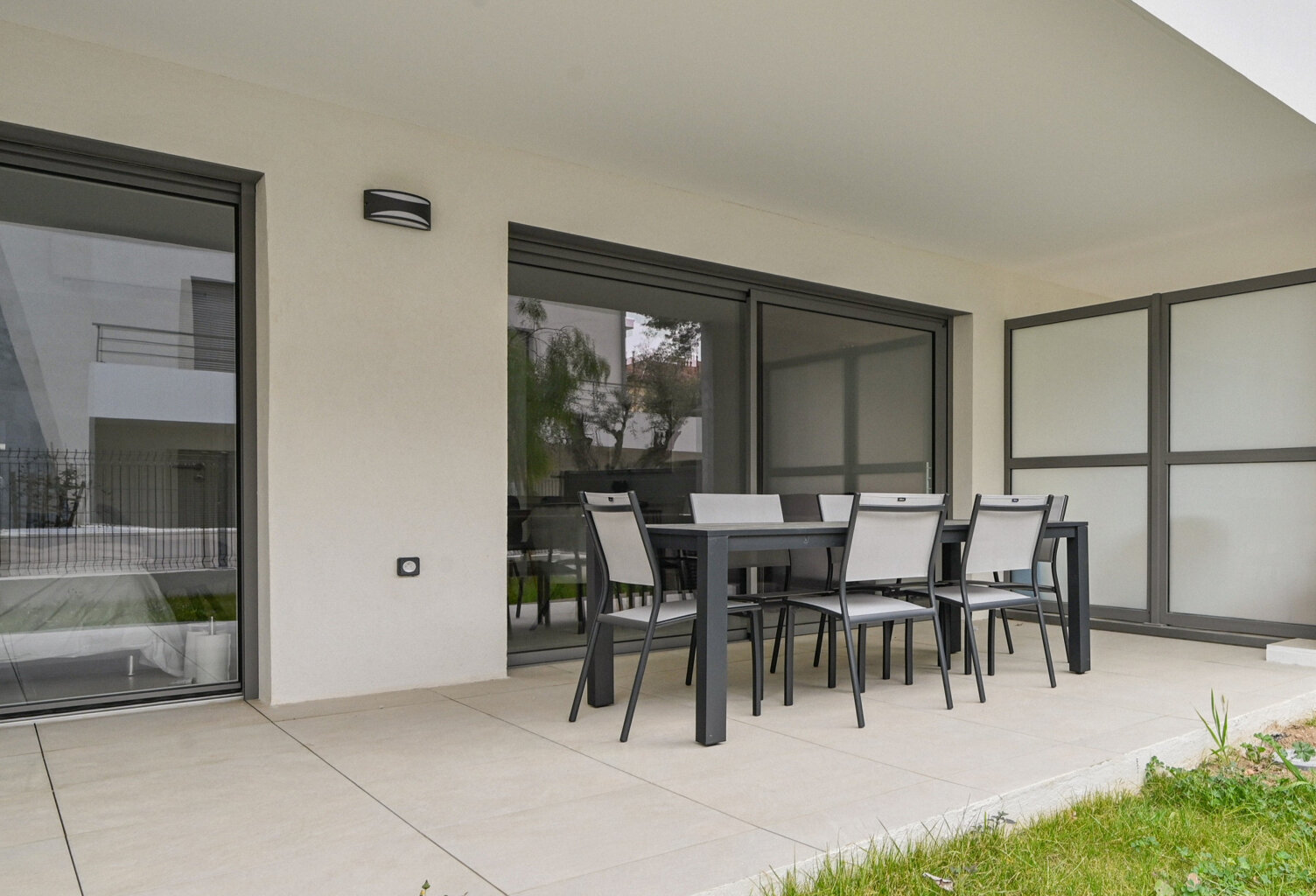 LES LECQUES   T2 AVEC TERRASSE, JARDIN PRIVATIF, PISCINE ET PARKING À 80 M DE LA PLAGE — photo 1