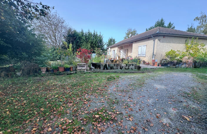 Ensemble immobilier - maison, appartements et local — photo 4