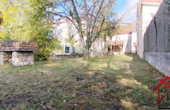 Jolie maison à rénover, sept pièces, 197 mètres arrés habita — photo 3