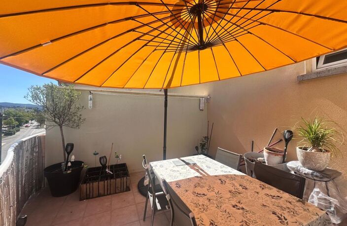 Livron Type 3 Loué avec terrasse, cave et garage — photo 3