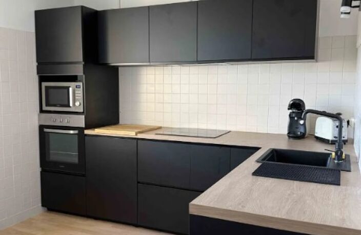 T3 — photo 3