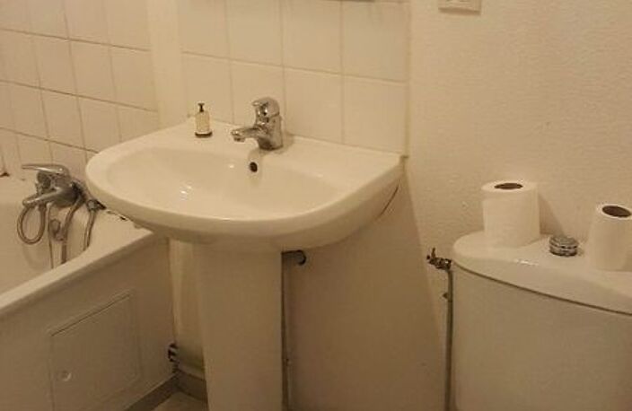 T1 — photo 3