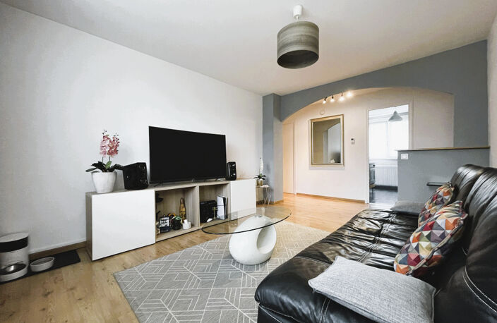 T3 + cave — photo 2