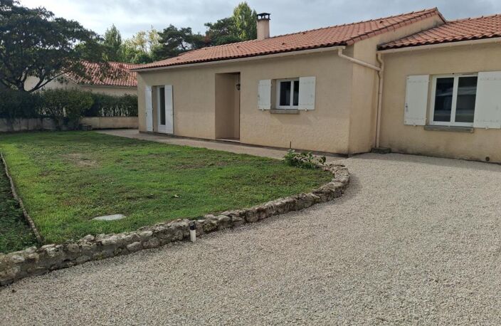 Maison À Louer 3 chambres — photo 2