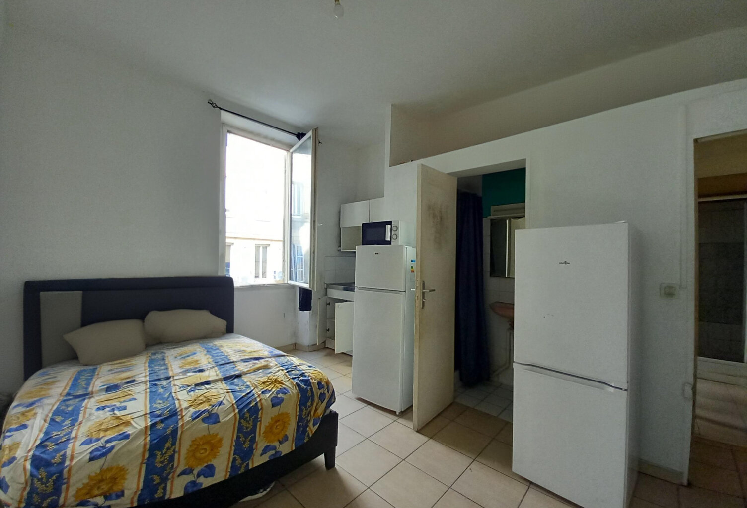 Appartement type 2 - 27m2 - 13001 Marseille — photo 1