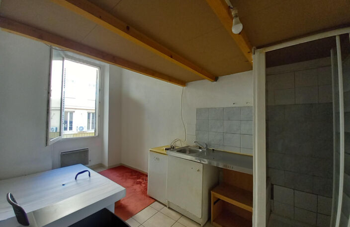 Appartement type 2 - 27m2 - 13001 Marseille — photo 4