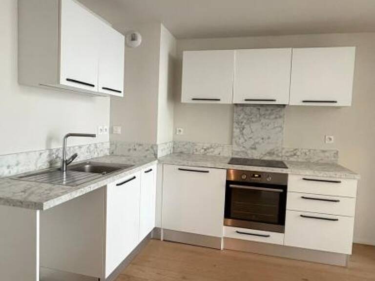 Appartement À Louer — photo 1