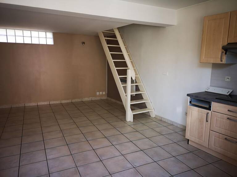 Maison À Louer — photo 1