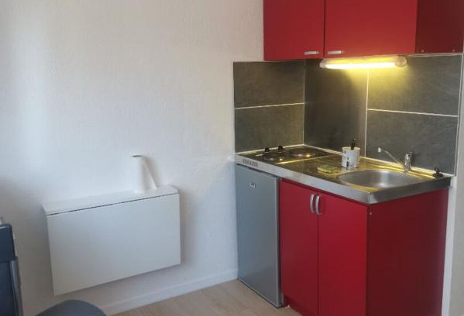 Studio meublé  sis  18 impasse Levraut  quartier Carremeau et Vattel — photo 1