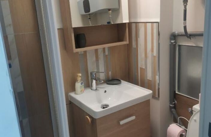 Studio meublé  sis  18 impasse Levraut  quartier Carremeau et Vattel — photo 3