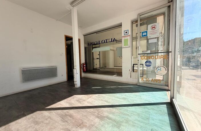 Local commercial Avenue Clémenceau — photo 4