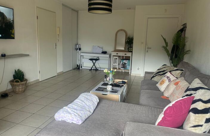 Appartement À Vendre — photo 2