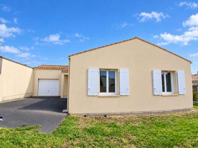 Maison À Vendre — photo du bien