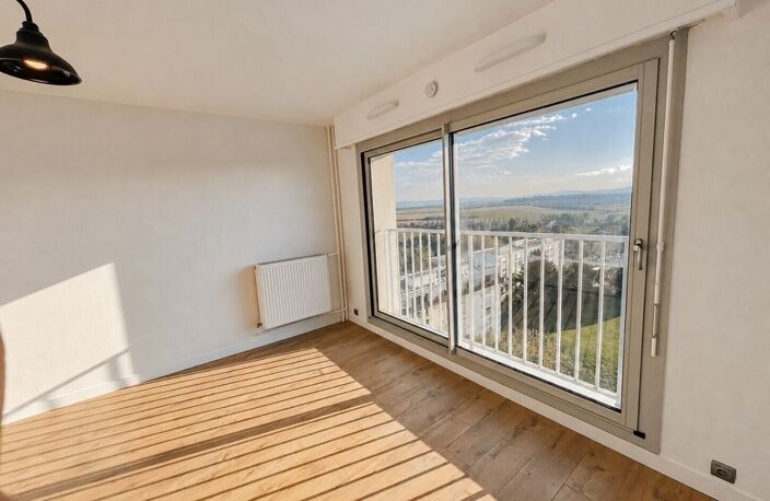Appartement de 67m2 à louer sur Vénissieux — photo 2