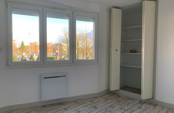 Appartement de 83m2 à louer sur Sedan — photo 5