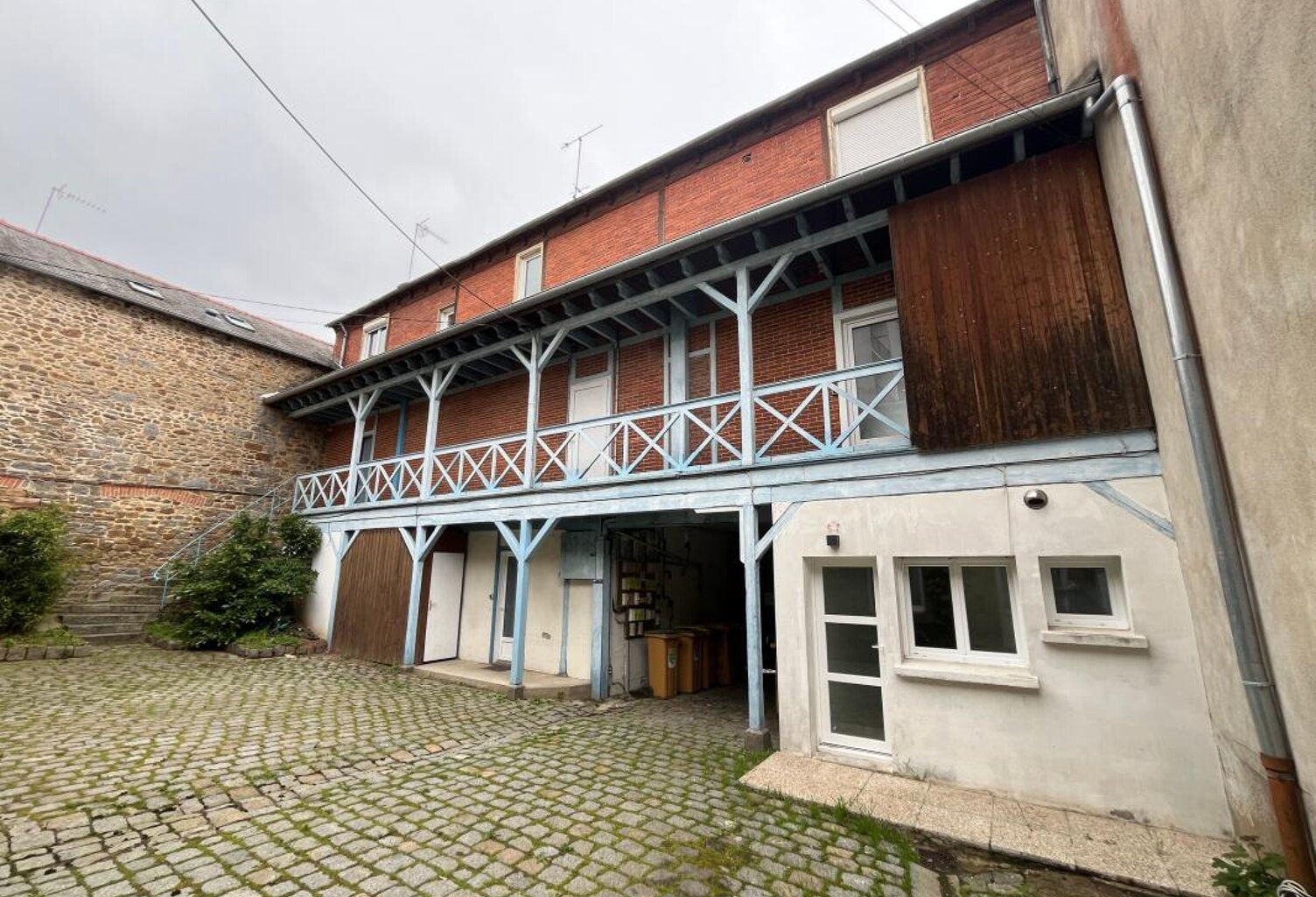 IMMEUBLE DE RAPPORT À VENDRE – SAINT-BRIEUC (QUARTIER NOTRE-DAME) — photo 1