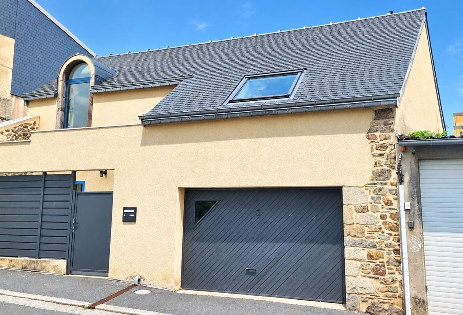 Maison À Vendre — photo 1