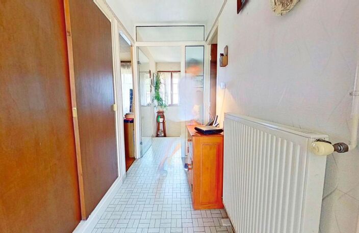 Maison année 70/80 - Idéalement situé Rue Emile Zola au Bouscat — photo 4
