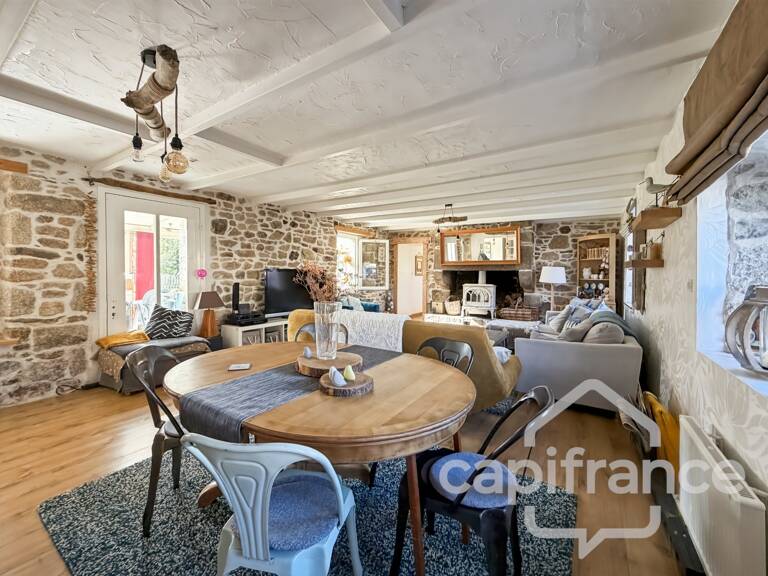 MAISON DE CARACTÈRE À LANNILIS - PROCHE CENTRE - 5 CHAMBRES - VÉRANDA PLEIN SUD, JARDIN ET DÉPENDANCES — photo 1