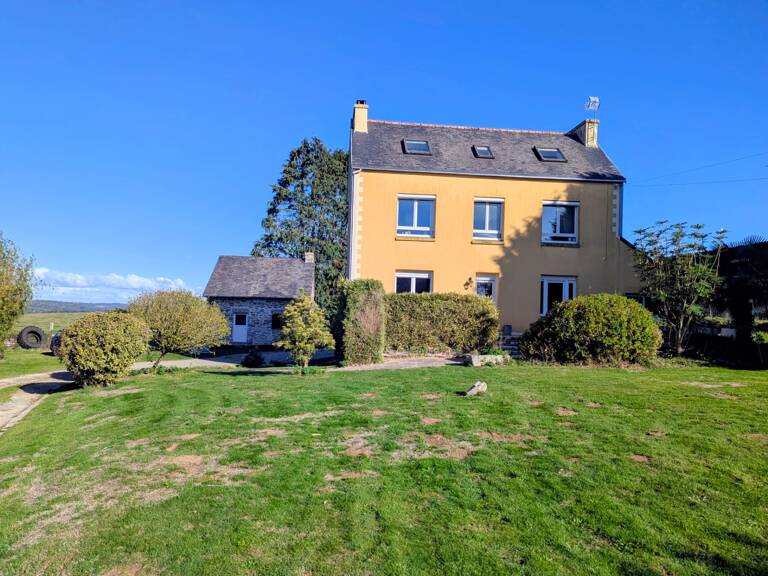 🏡 MAISON AVEC GITE, DEPENDANCE ET GRAND TERRAIN A CORAY — photo 1