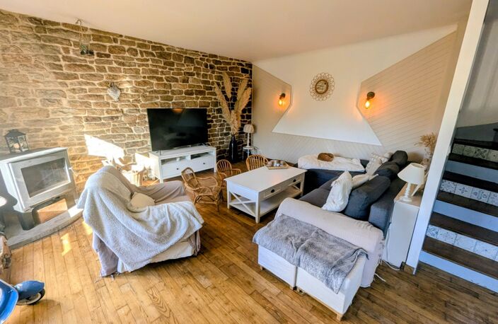 🏡 MAISON AVEC GITE, DEPENDANCE ET GRAND TERRAIN A CORAY — photo 3