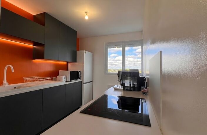 QUIMPER (29) — À VENDRE - Appartement T3 de 60,57 m² AU 6ᵉ et dernier — Balcon - Cave — photo 2