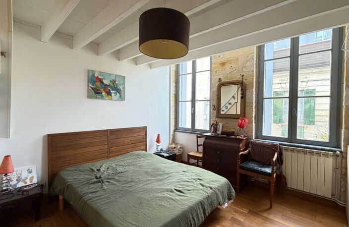 Echoppe 3 chambres + bureau sur adorable jardin — photo 5