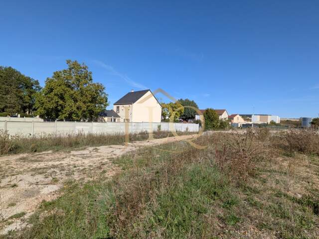 Terrain à vendre de 702 m² proche de CHERISY (28) - 90 000 € — photo du bien