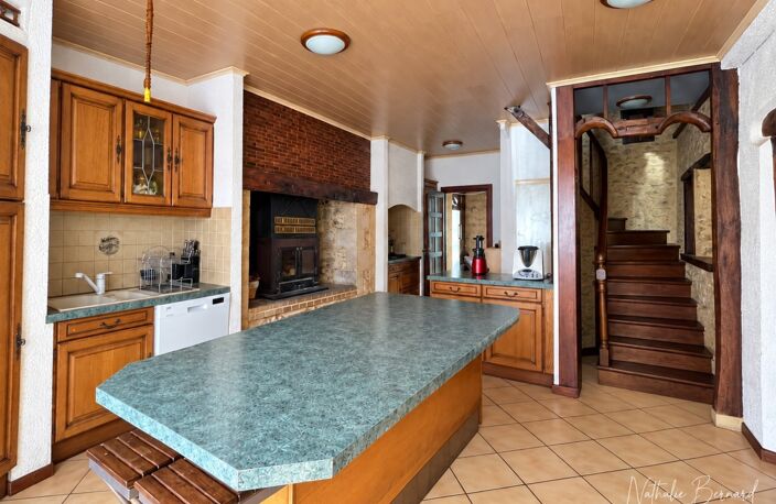 LOLME – Maison en pierre de 135 m², trois chambres, jardin et dépendance indépendante — photo 4