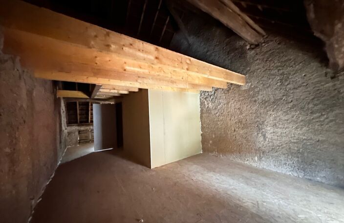 PLOMBIERES LES DIJON PLATEAU VIABILISE DE 41 M2 — photo 2