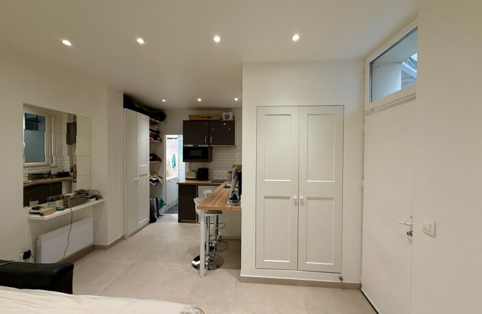Appartement à vendre 1 pièces PARIS 18EME ARRONDISSEMENT (75) — photo 2