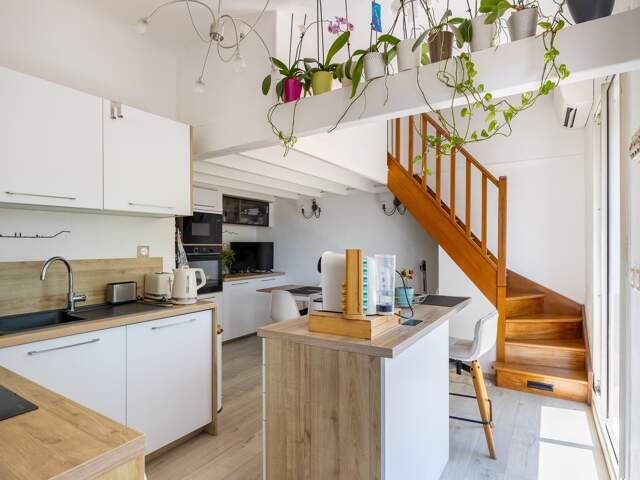 **AUBAGNE… COMME UNE MAISON… DUPLEX DE CARACTÈRE… 3 CHAMBRES… CHARME ET LUMINOSITÉ** — photo du bien