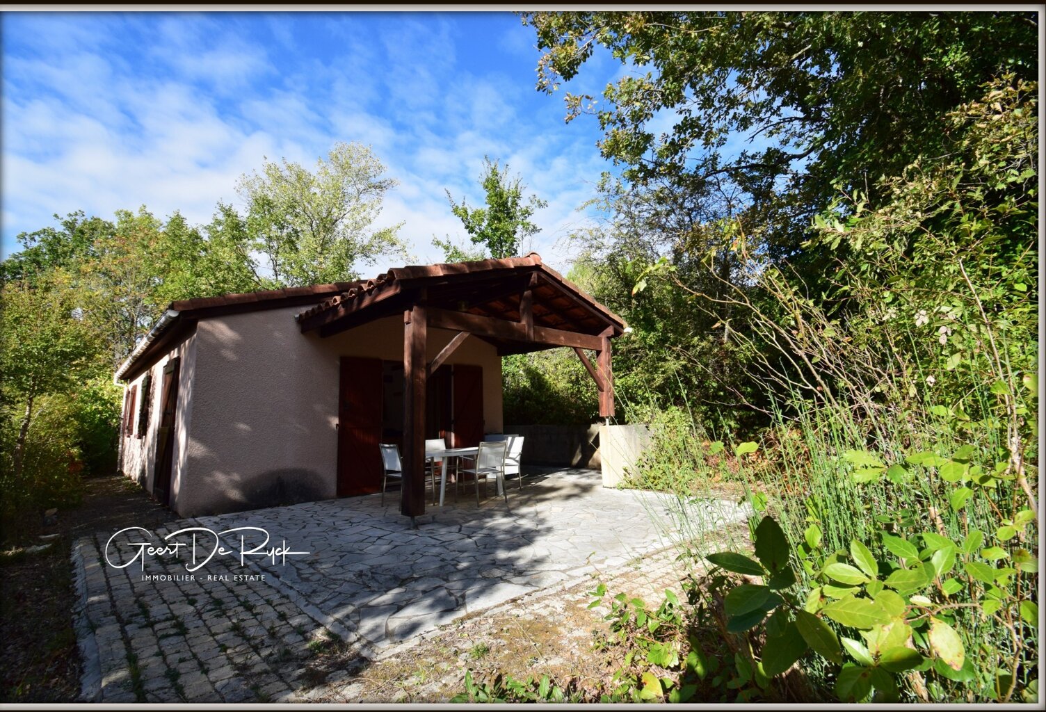 QUILLAN (AUDE, OCCITANIE) – Maison T3 PP meublée avec terrasse, au calme et au cœur de la verdure dans une résidence — photo 1