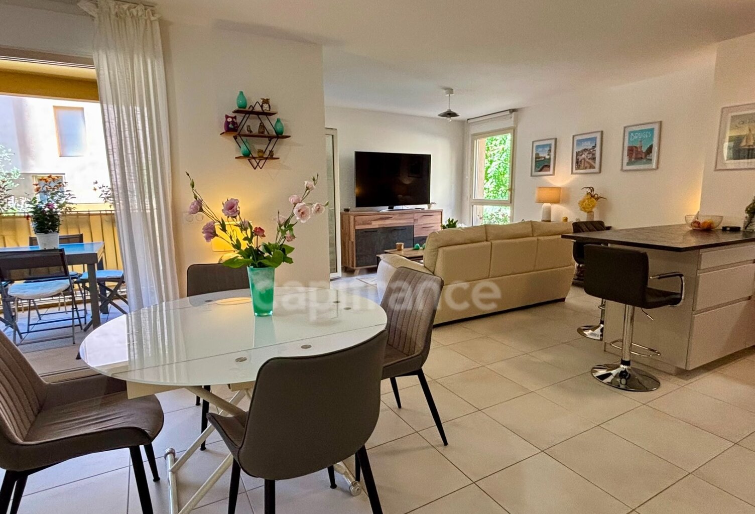 Appartement à vendre 4 pièces HYERES (83) - Plain pied - 2 terrasses - Possibilité 2 parkings — photo 1