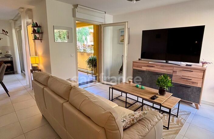 Appartement à vendre 4 pièces HYERES (83) - Plain pied - 2 terrasses - Possibilité 2 parkings — photo 2
