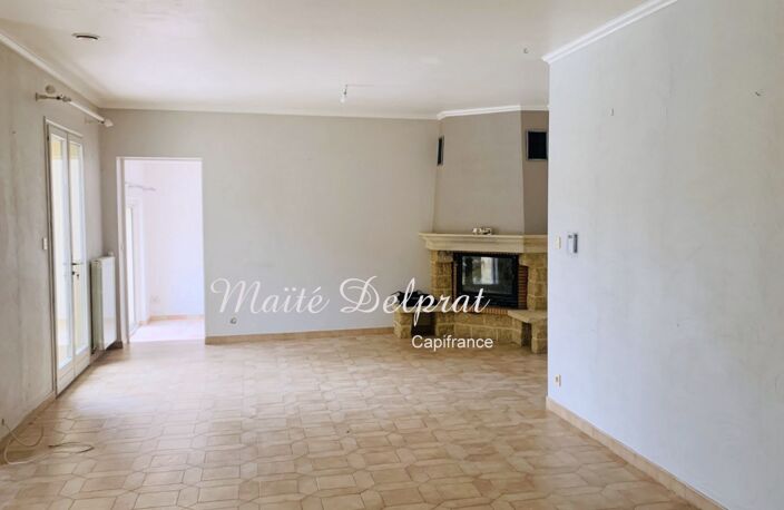 SARRIANS – MAISON FAMILIALE 200 M² AVEC PISCINE, 5 CHAMBRES ET DOUBLE GARAGE — photo 4
