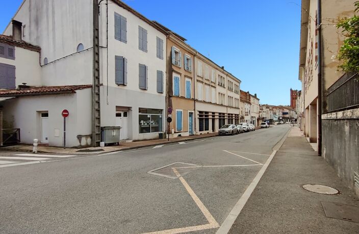 Immeuble de caractère – Centre-ville Villeneuve-sur-Lot (47)– 620 m² – Fort potentiel — photo 5