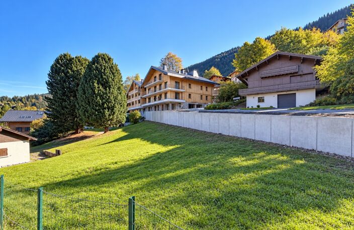 Appartement à vendre 4 pièces LES CARROZ D'ARACHES (74) — photo 2