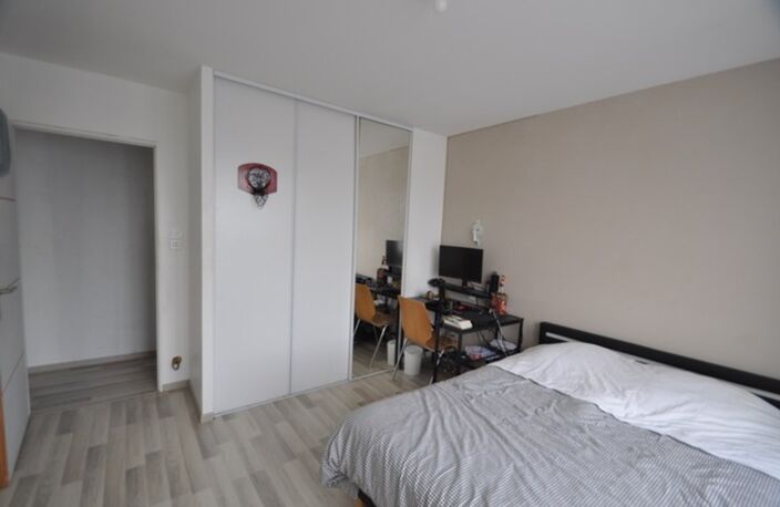 Maison à vendre 7 pièces SAINT GERMAIN DES PRES (49), grande maison familiale rénovée, 5 chambres, jardin, garage-atelier — photo 5
