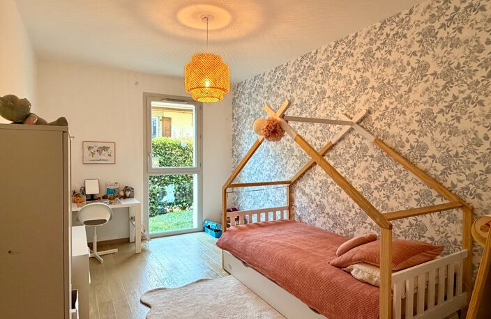 Appartement T4 à vendre - Rez de Jardin - Calme et luminosité - VETRAZ-MONTHOUX — photo 3