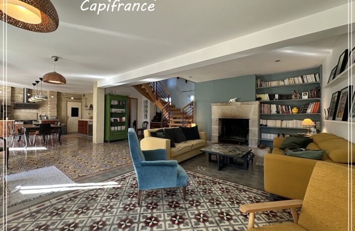 Feugarolles, belle longère en pierre rénovée de 289m² habitables avec jardin, piscine, atelier, séchoir à tabac — photo 5
