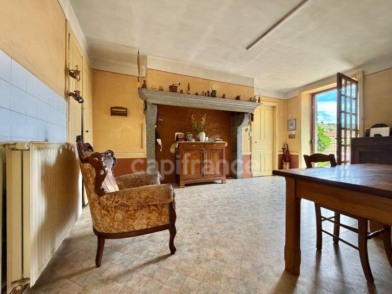 MAISON EN PIERRE DE 150 M2, COMBLES AMÉNAGEABLES DE 75 M2, 4 CHAMBRES, GARAGE DE 40 M2, TERRAIN DE 2 000 M2 + 9 383 M2 EN FERMAGE, PUITS, FIBRE OPTIQUE, CAVES, GROS TRAVAUX À PRÉVOIR — photo 1