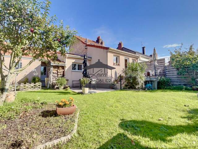 Maison semi plein pied, garage et jardin à Téteghem limitrop — photo du bien