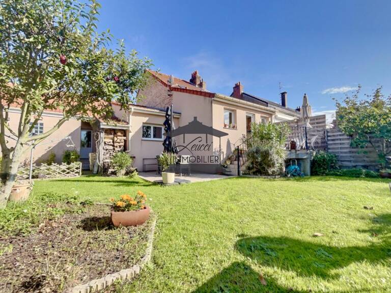 Maison semi plein pied, garage et jardin à Téteghem limitrop — photo 1