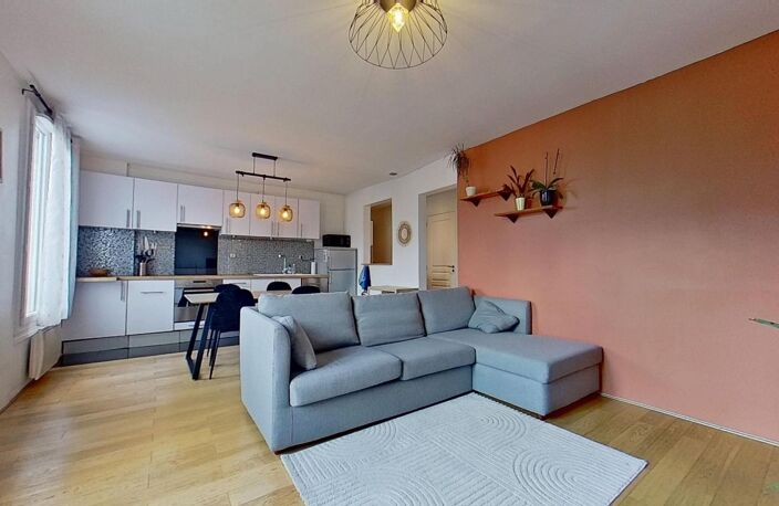 46 boulevard du Général Leclerc - Clichy - 92110 - T2 Meublé - 1471.32 €CC — photo 2