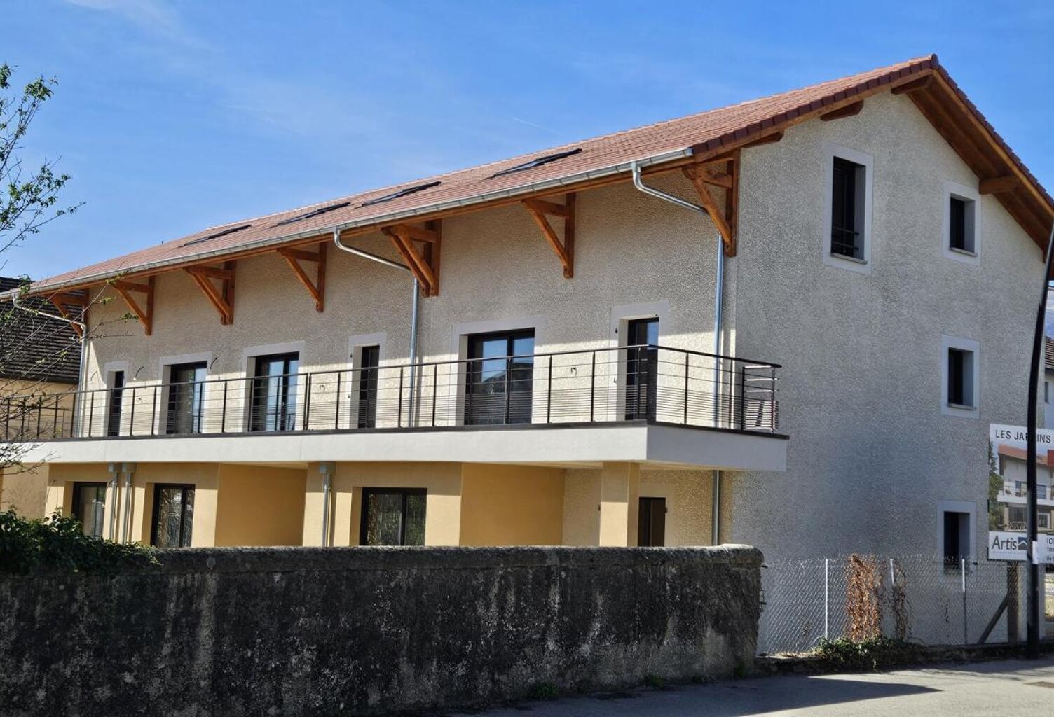 SEGNY Centre - Maison de village Neuve T5 -  Surface de 138 m² + Jardin — photo 1