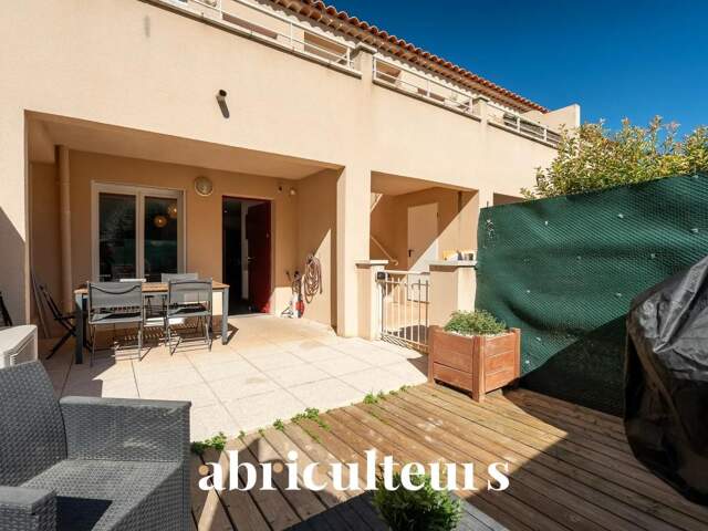 Appartement T3 en rez-de-jardin à Gardanne – Terrasse et parking privatif — photo du bien